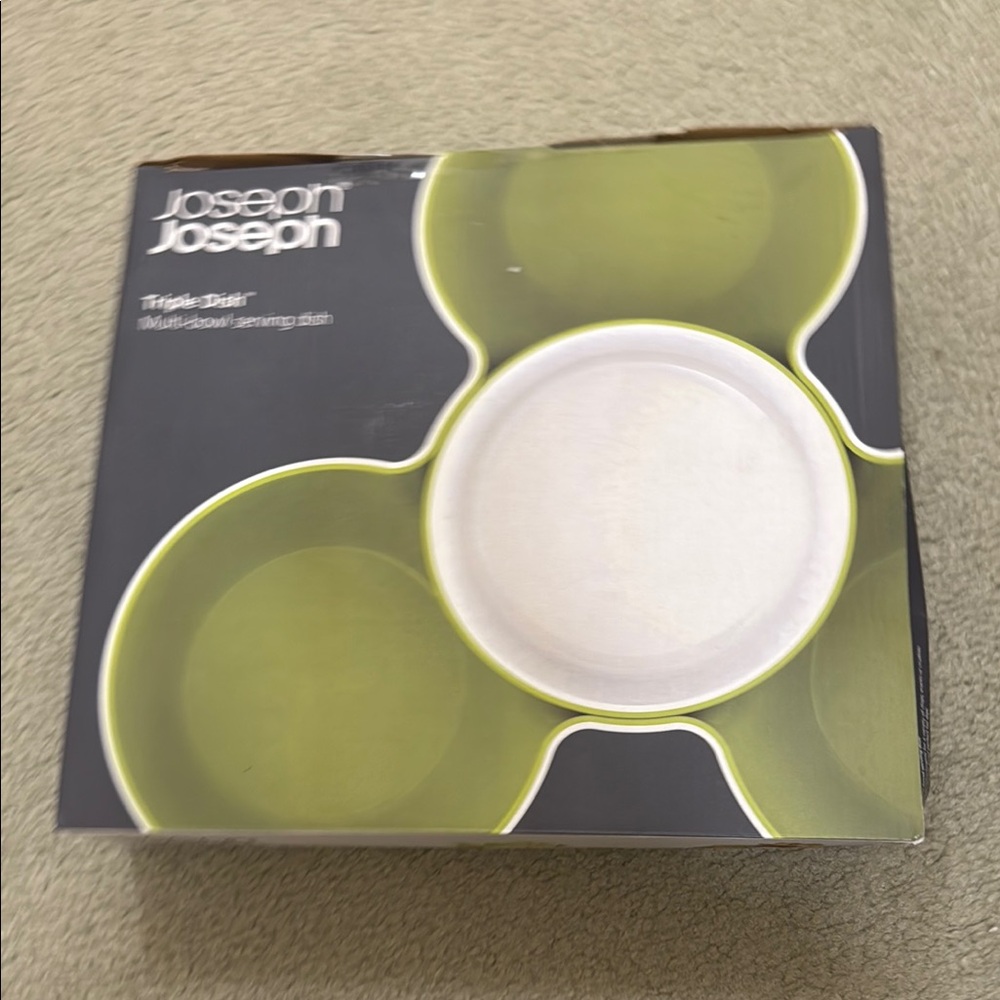Green and White Triple Dish